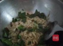 菠菜炒豆腐皮的做法图解6