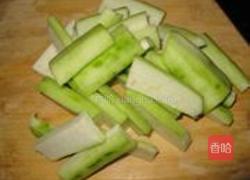 丝瓜炒茶树菇的做法图解4