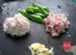 青头菌炒肉片的做法图解3