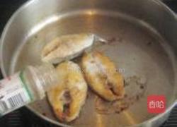 椒盐香煎海鲈鱼的做法图解6