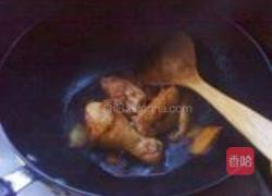 白菜粉皮炖鸡的做法图解5