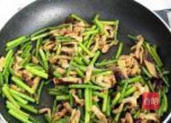 香菇蒜薹炒肉丝的做法图解9