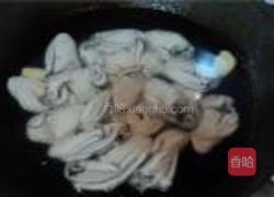 姜蒜炒生蚝的做法图解2