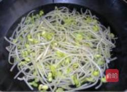 五花黄豆芽菜的做法图解2