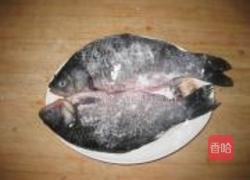 清炖草鱼的做法图解2