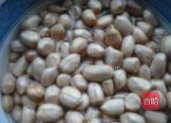凉拌泡菜花生米的做法图解1
