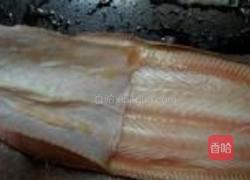 香酥剥皮鱼的做法图解2