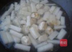 鸭肝鱼丸白萝卜汤的做法图解3