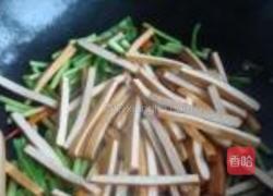 蒜薹炒香干的做法图解4