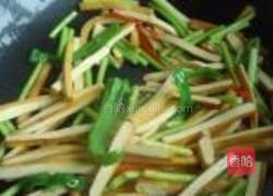 蒜薹炒香干的做法图解5