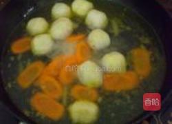 鱼丸煮青菜的做法图解5