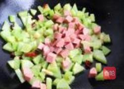 莴笋火腿丁的做法图解7