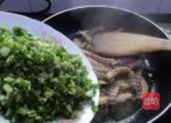 虾爬子炒青辣椒的做法图解4