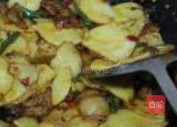 土豆回锅肉的做法图解5