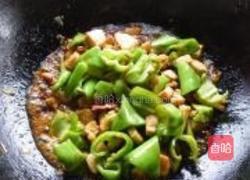 辣子鸡丁的做法图解13