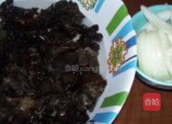 炒黑木耳的做法图解3