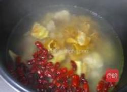 花胶红枣炖鸡的做法图解7