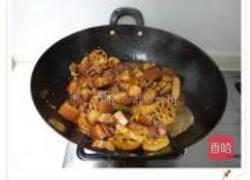 莲藕红烧肉的做法图解9
