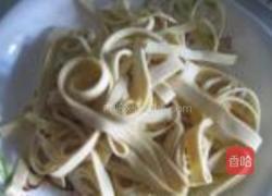 榨菜肉丝炒豆皮的做法图解1