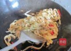 榨菜肉丝炒豆皮的做法图解5