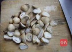 红白豆腐溜草菇的做法图解4