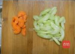 西芹炒鸡杂&鸡肫的做法图解3