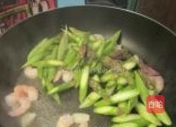 芦笋炒虾仁的做法图解5