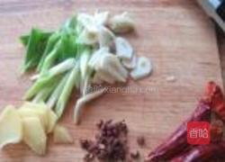 麻辣鸡翅的做法图解2