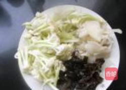 多疏炒肉片的做法图解1