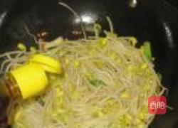 青蒜炒豆芽的做法图解4