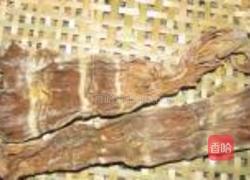 竹笋炖腊肠的做法图解1