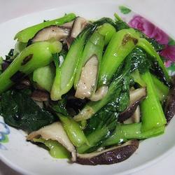 香菇炒青菜的做法[图]