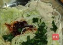 金针菇拌西兰花茎的做法图解8