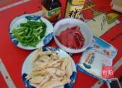 腐竹牛肉滑片的做法图解1
