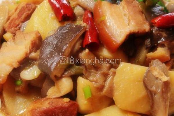 土豆蘑菇烧肉片