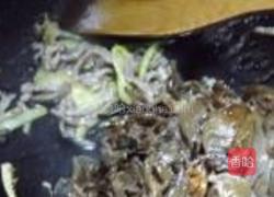 榛蘑肉丝的做法图解4