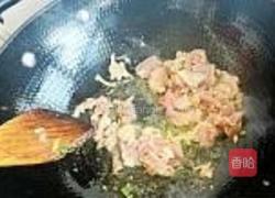 茨菰蒜苗炒肉片的做法图解5