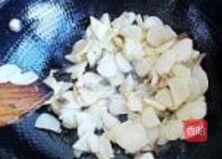 茨菰蒜苗炒肉片的做法图解6