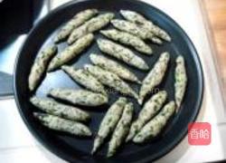 炸香椿小面鱼的做法图解7