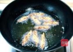 炸香椿小面鱼的做法图解8
