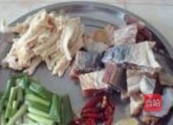 腊鱼腐竹烧五花肉的做法图解3