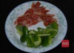 广式腊肠炒包菜的做法图解2