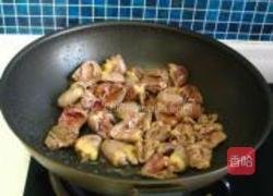 香椿芽炒鸡心的做法图解6