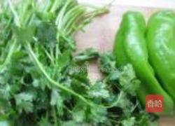 彩椒老虎菜的做法图解1