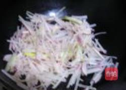 素炒萝卜条的做法图解3