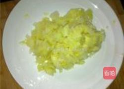 包菜肉末蒸蛋的做法图解2