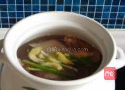 竹荪笨鸡汤的做法图解4