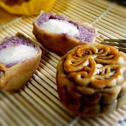 广式紫白双薯月饼的做法[图]