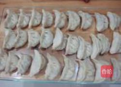 莴笋叶饺子的做法图解6