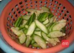 丝瓜炒小虾的做法图解2